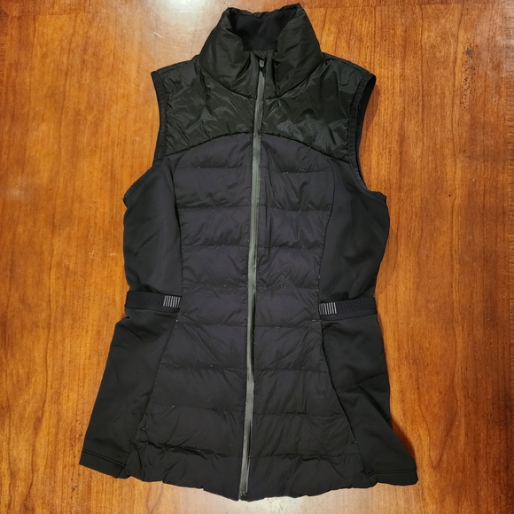Lululemon Down For It All Women's Black Puffer Vest - Picture 2 of 8